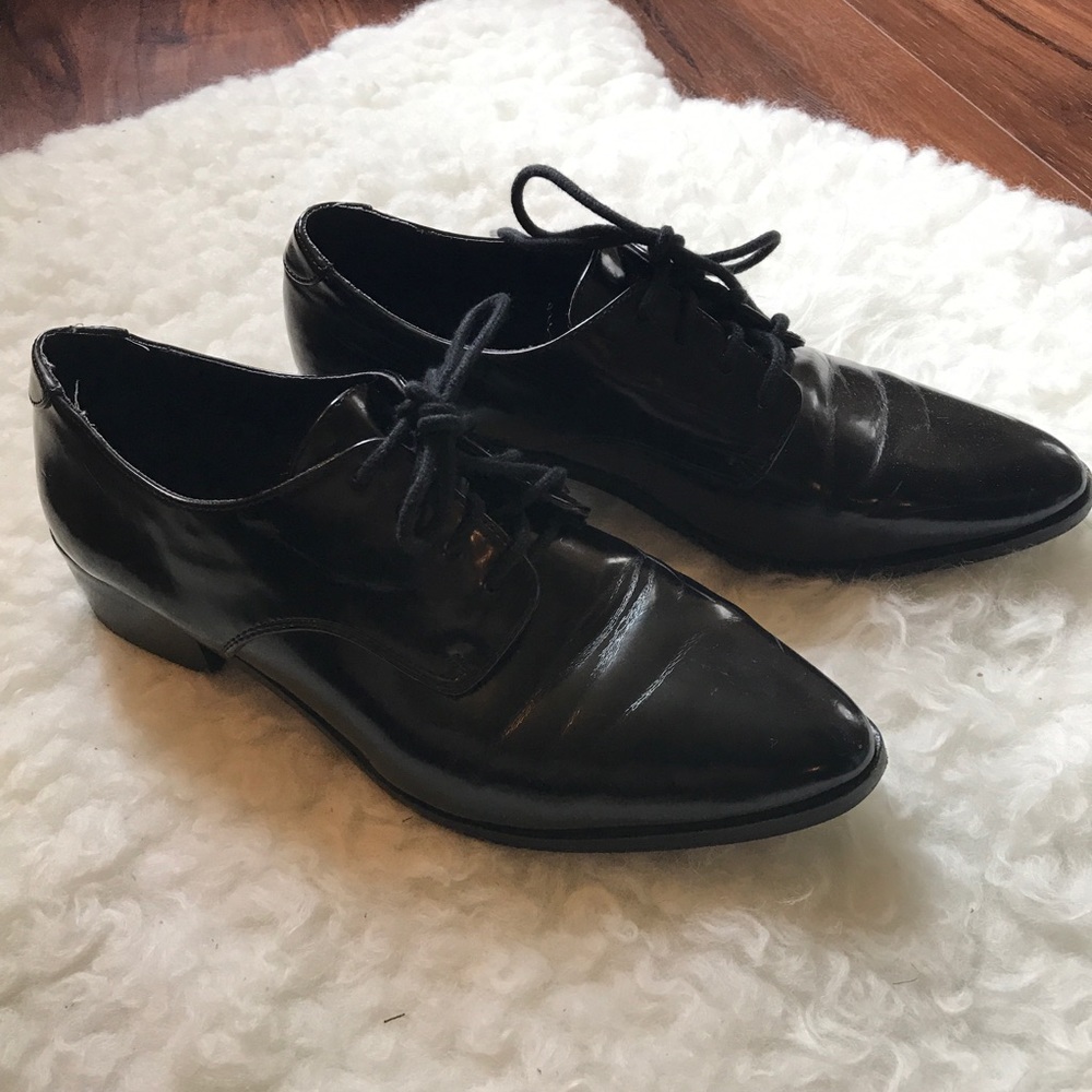 Steve Madden Patent Leather Oxfords